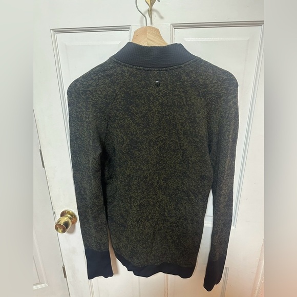 LULULEMON Long Sleeve REST LESS 1/2 Zip Mock Shirt Top Black Dark Cast Size 6 - Picture 3 of 6